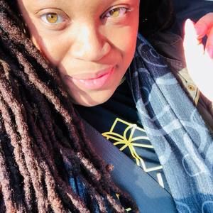 Meet your Posher, Candice